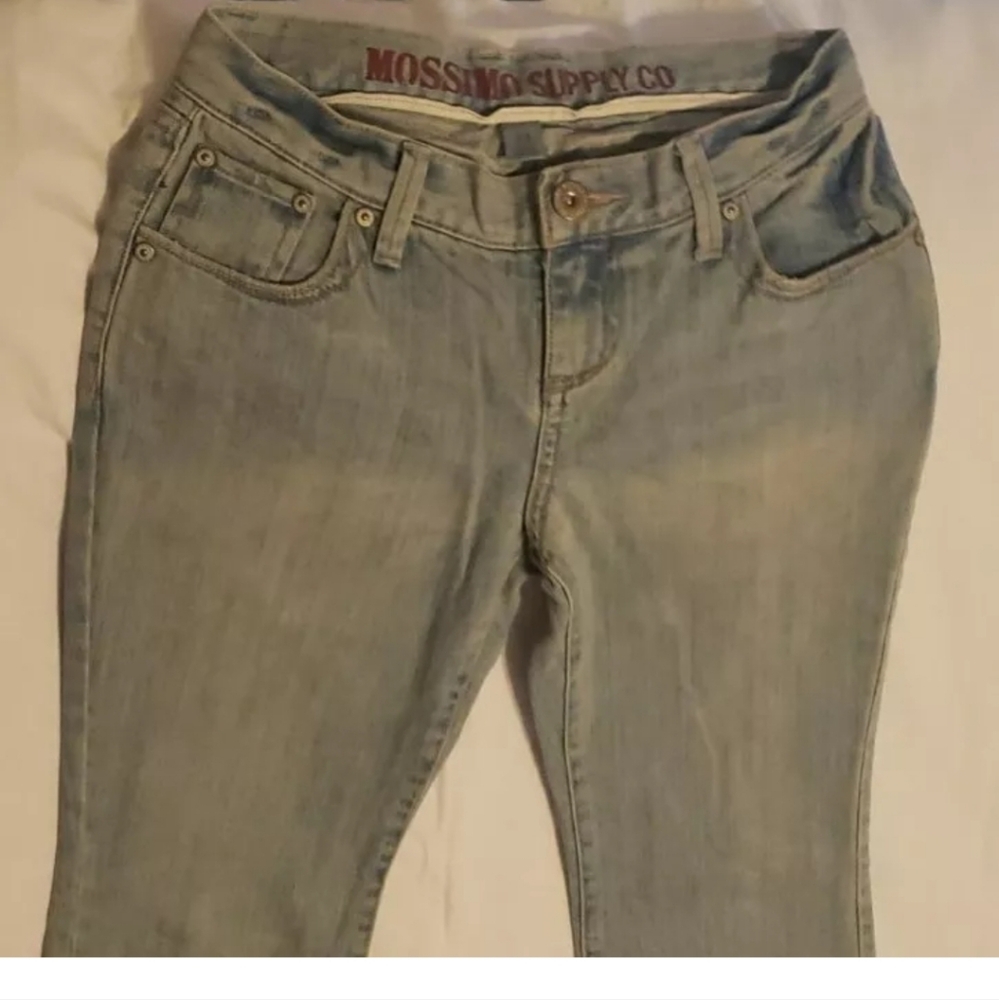 Mossimo Supply Co Womens Jeans Jr Size 3 Blue faded Denim, pre-owned.